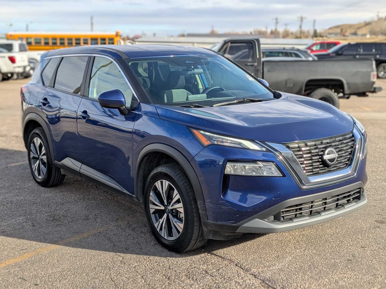 2023 Nissan Rogue SV 8