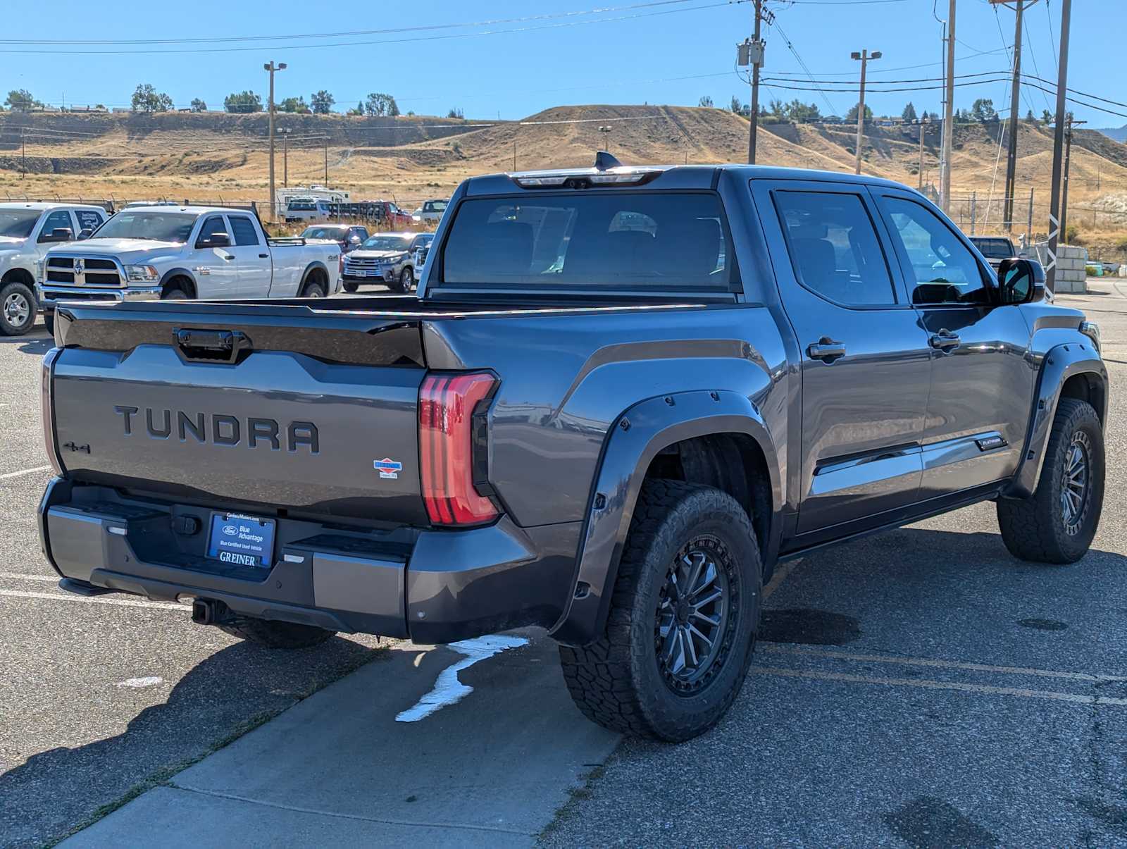 2022 Toyota Tundra Platinum CrewMax 5.5 Bed 6