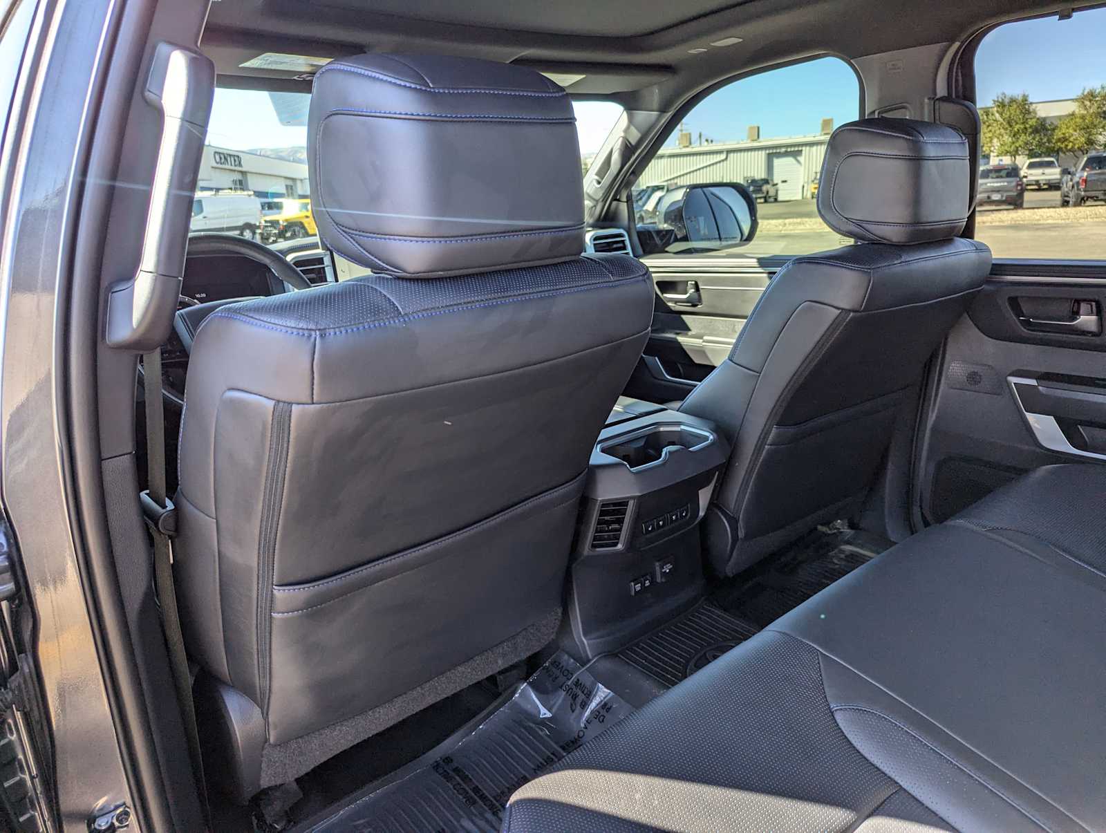 2022 Toyota Tundra Platinum CrewMax 5.5 Bed 15