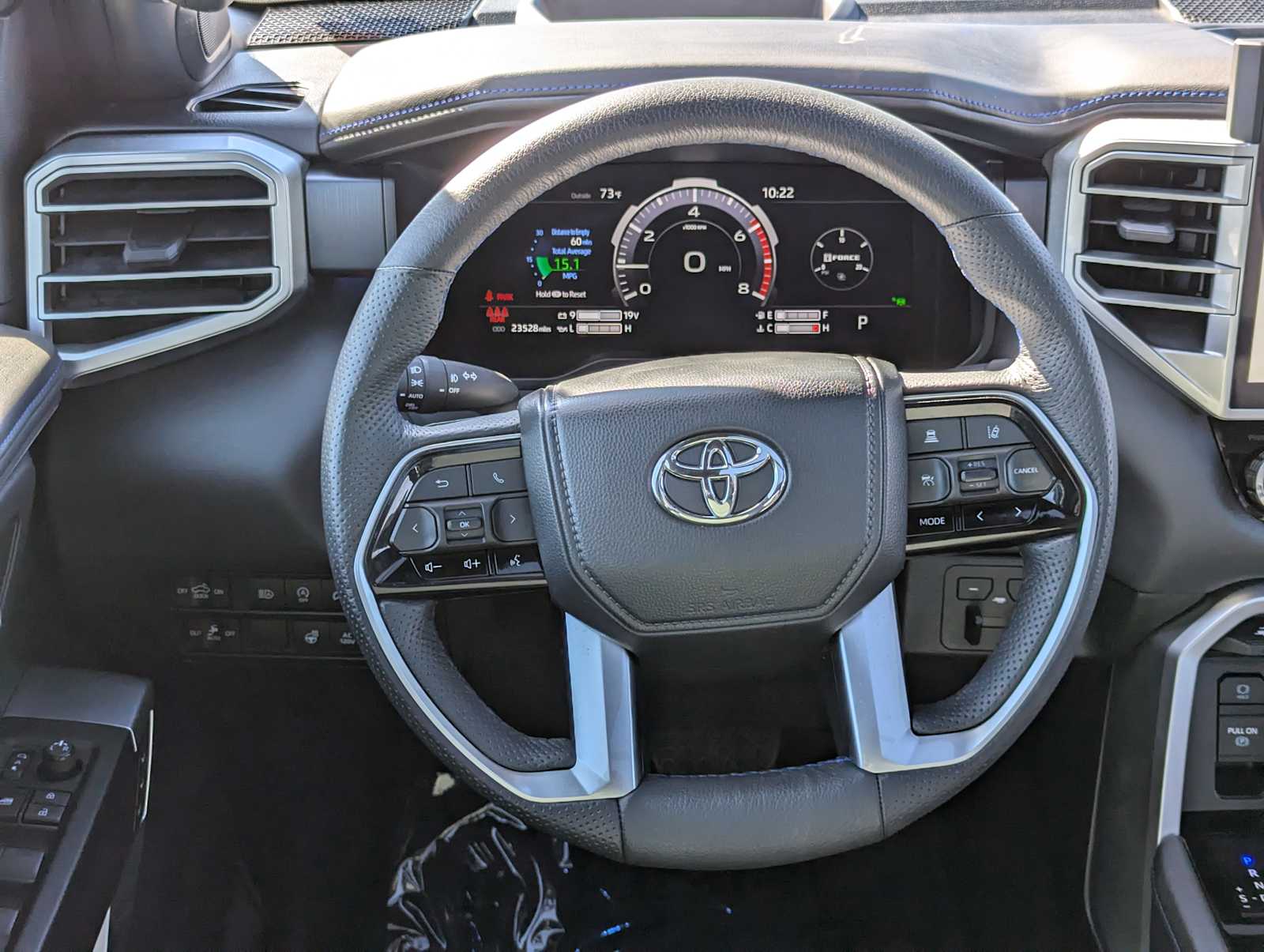 2022 Toyota Tundra Platinum CrewMax 5.5 Bed 20