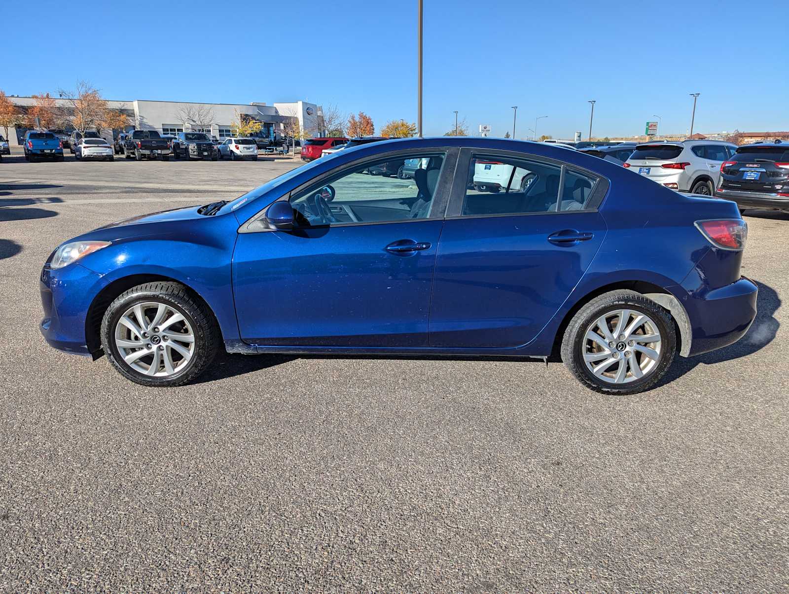 2013 Mazda MAZDA3 i Touring 3