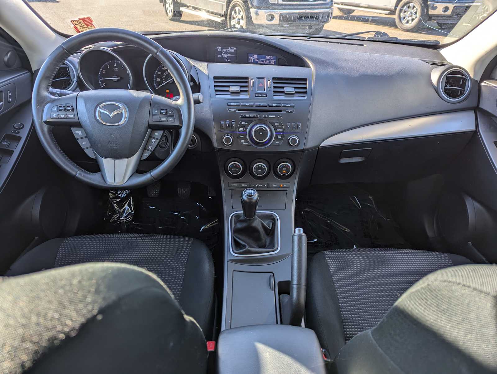 2013 Mazda MAZDA3 i Touring 18