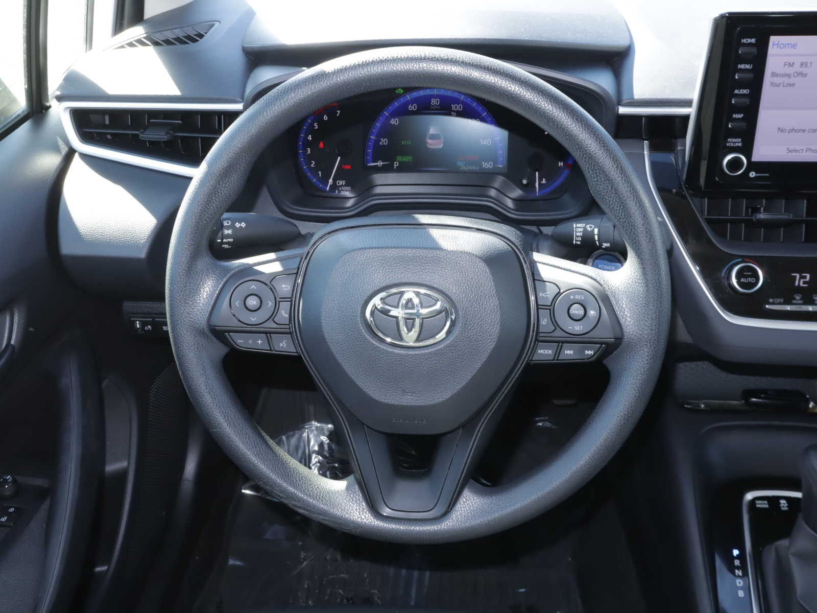2022 Toyota Corolla Hybrid LE 18