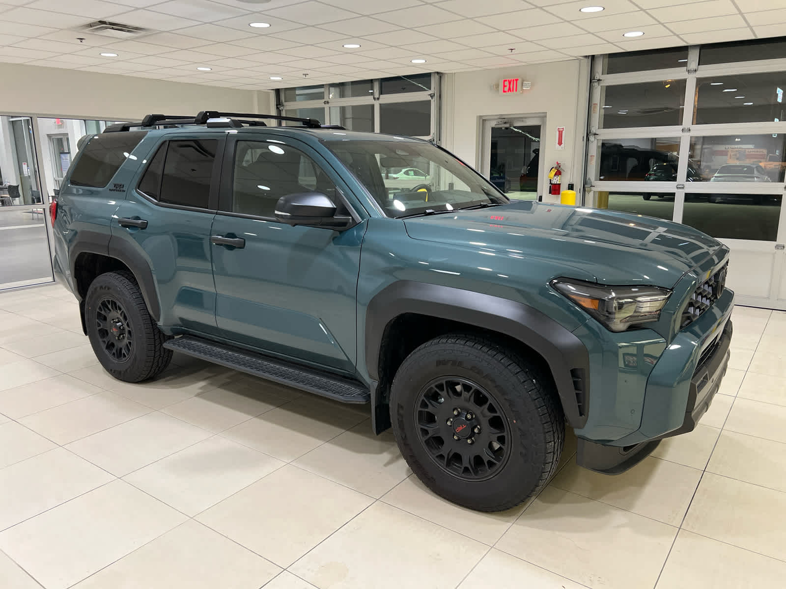 Everest 2026 Toyota 4Runner TRD Off-Road Premium 4WD SUV / Crossover Four-Wheel Drive 8-Speed Automatic