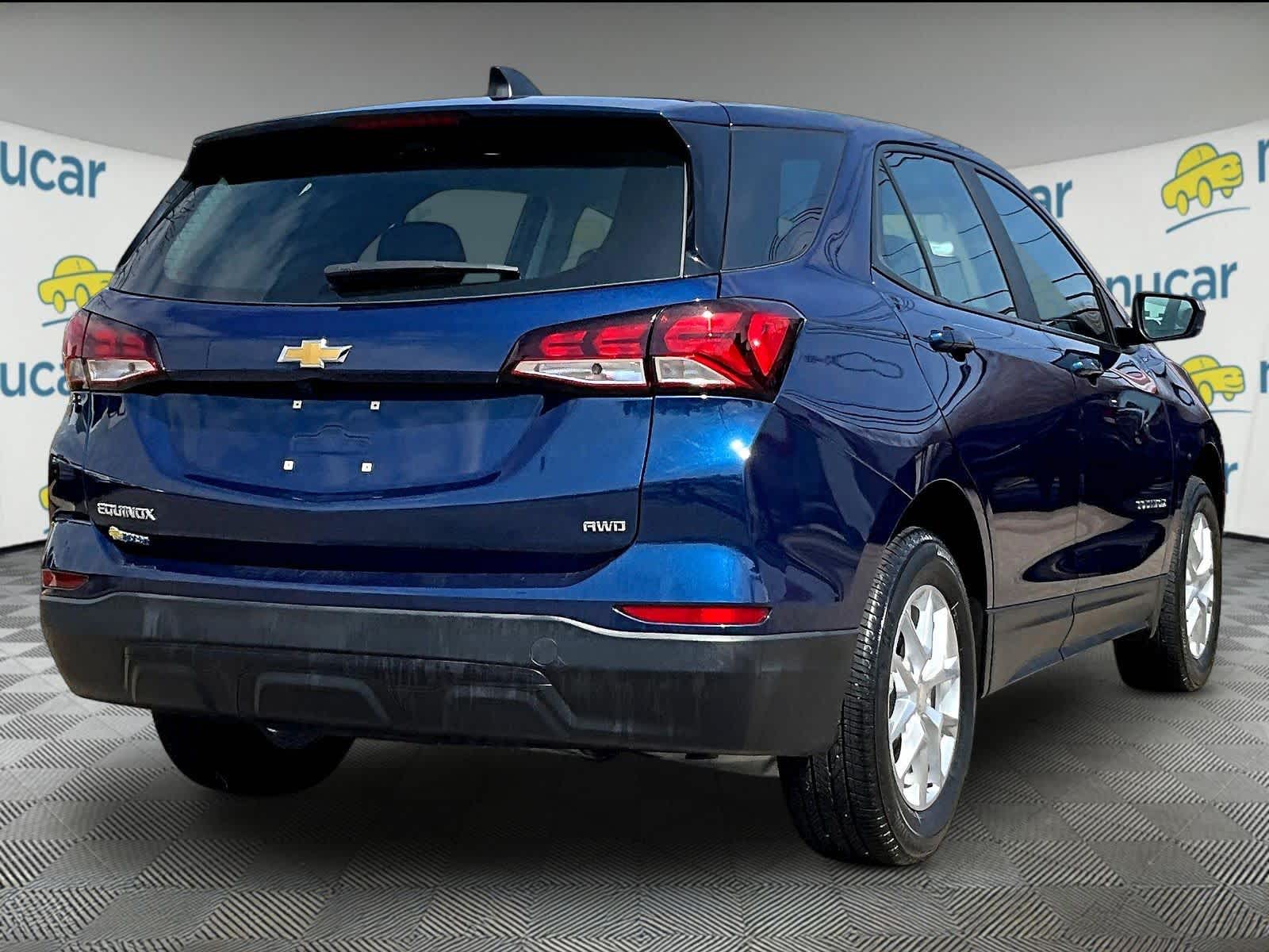 View vehicle photo 6