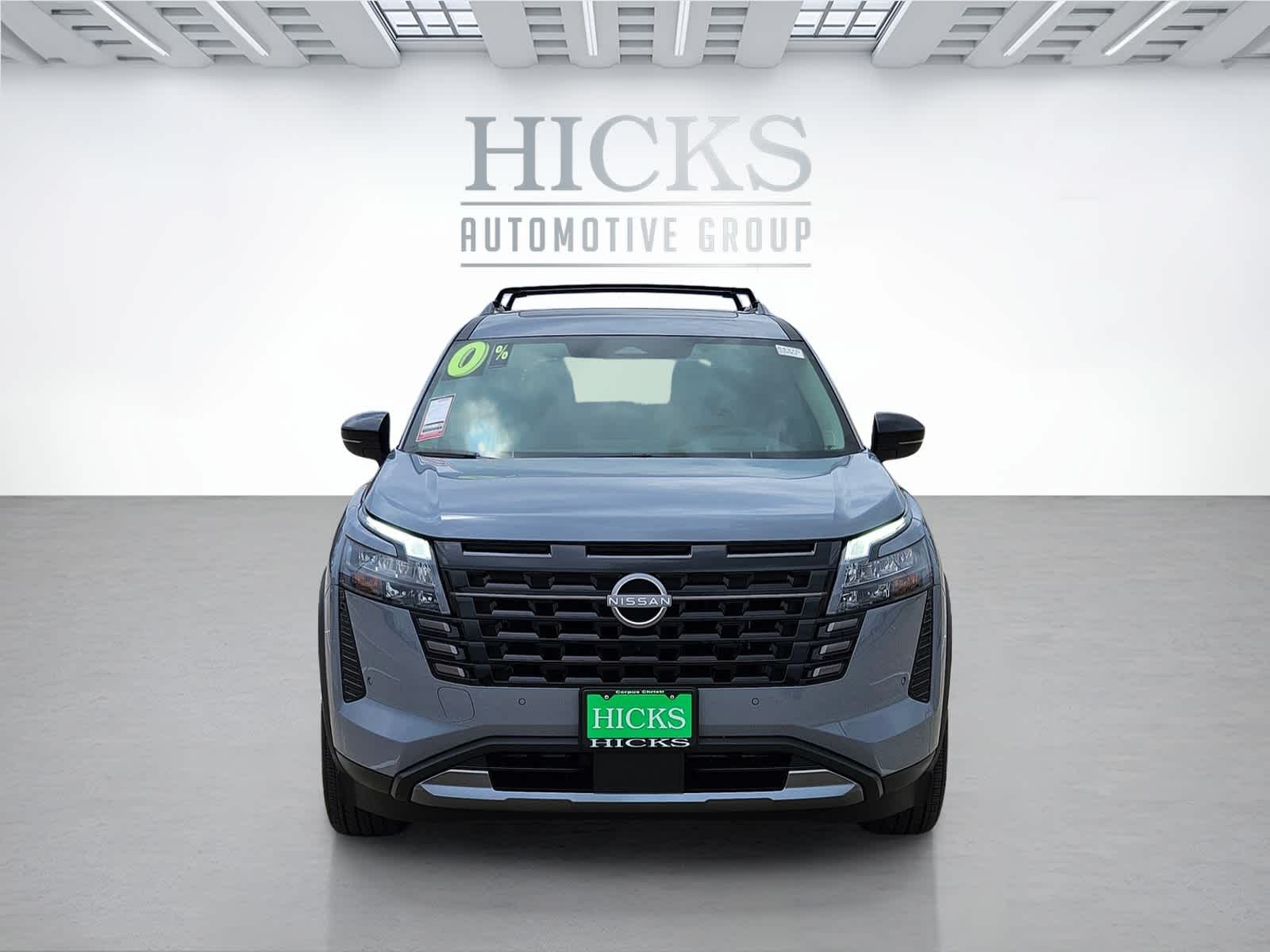 View vehicle photo 2
