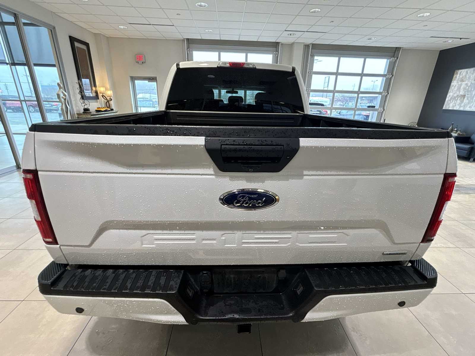 View vehicle photo 4