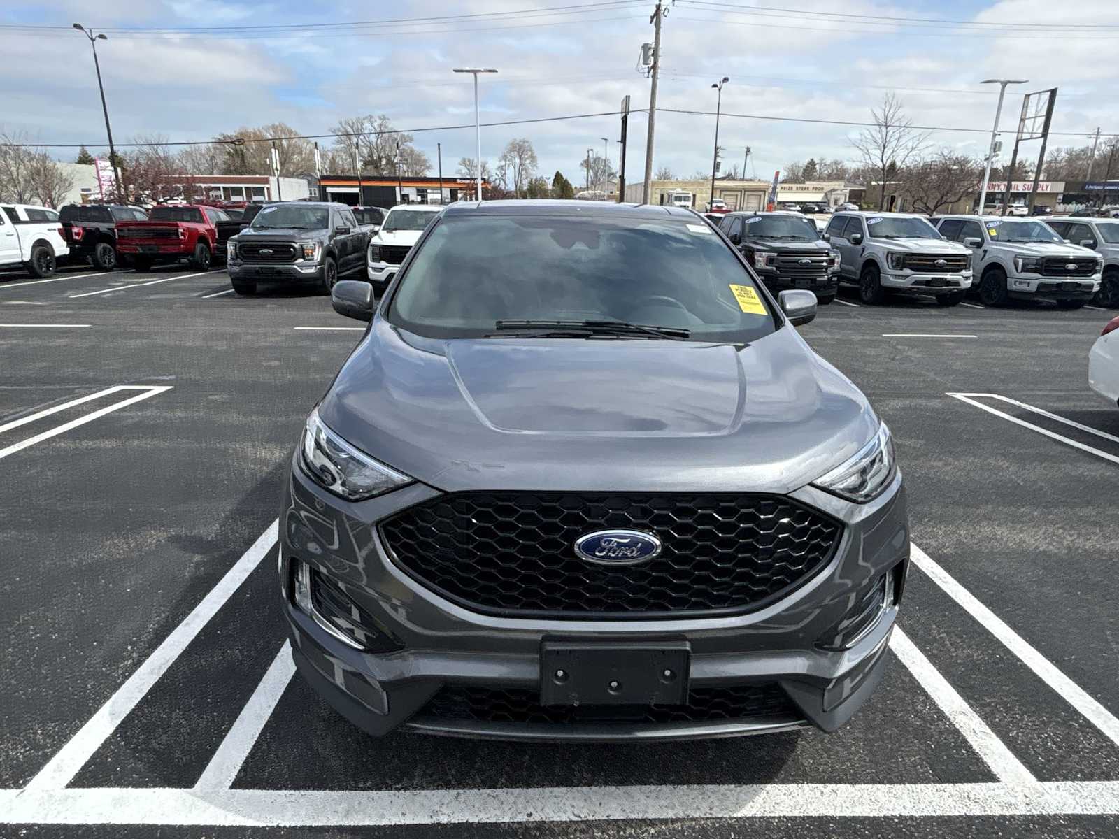 View vehicle photo 6