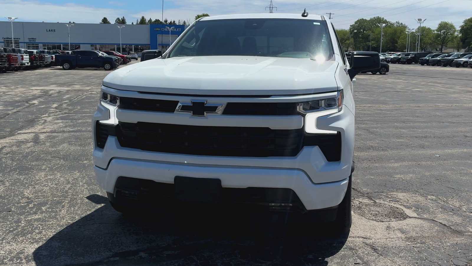 View vehicle photo 7