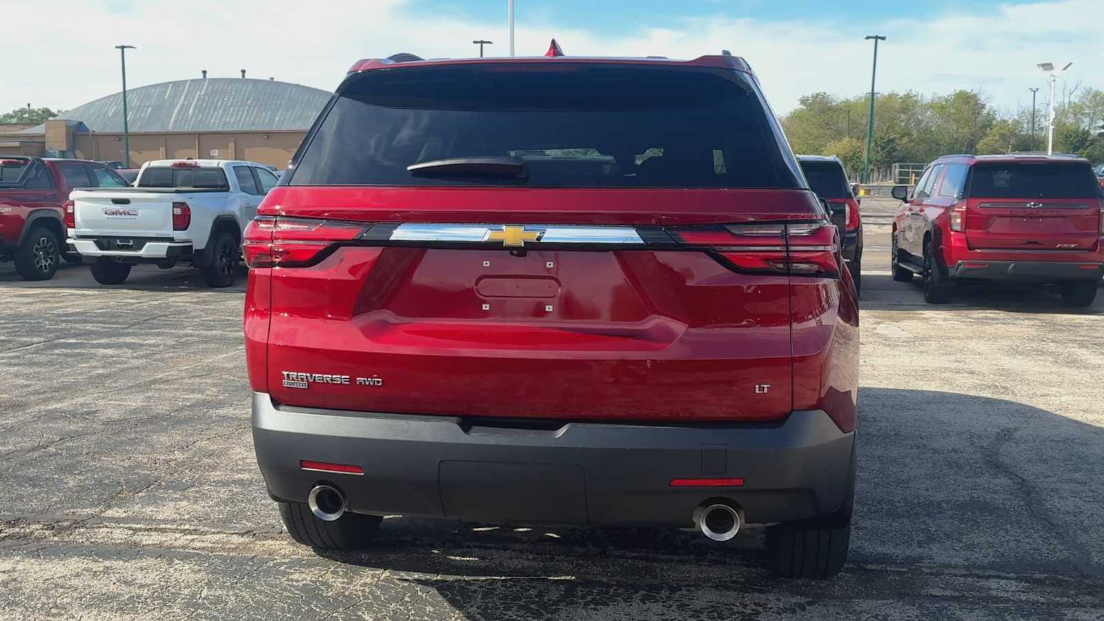 View vehicle photo 3