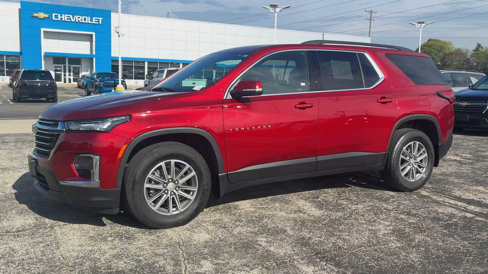 View vehicle photo 6