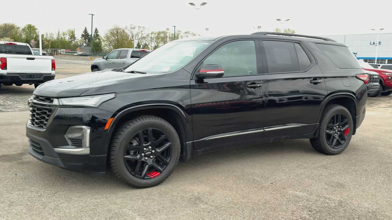 View vehicle photo 6