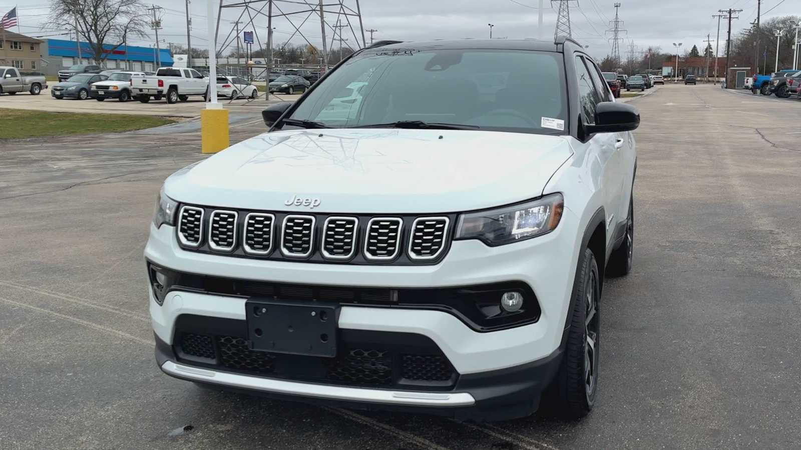 View vehicle photo 7