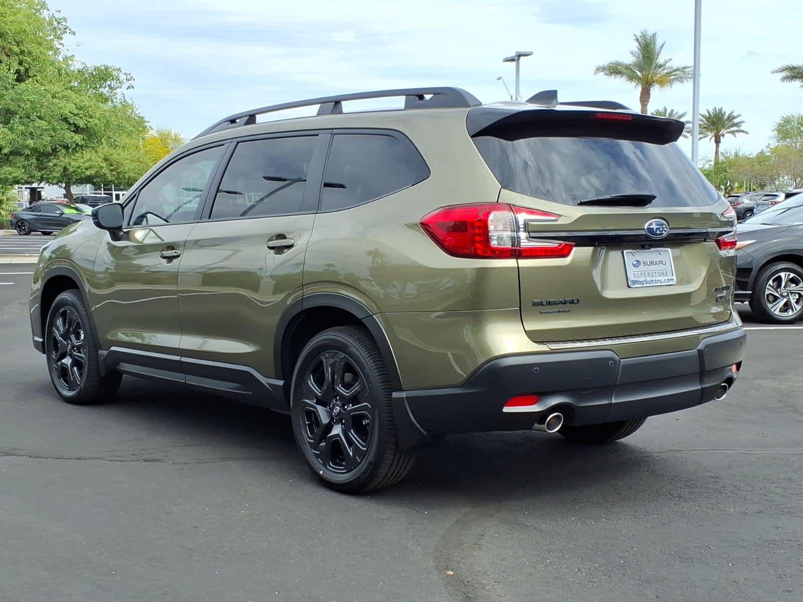 View vehicle photo 5