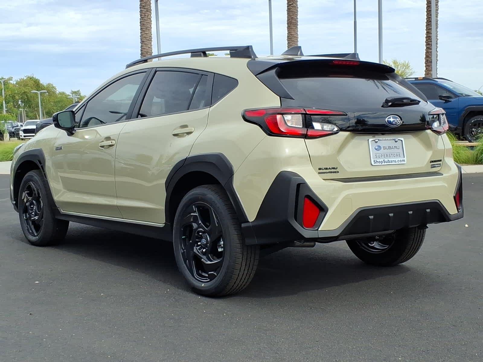 View vehicle photo 5