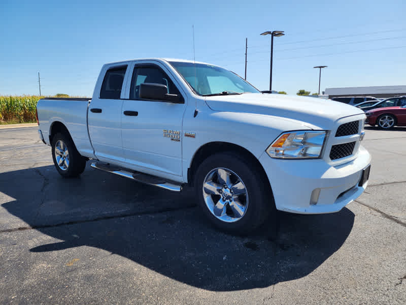 Used 2019 RAM Ram 1500 Classic Express with VIN 1C6RR7FT4KS543339 for sale in Gilman, IL