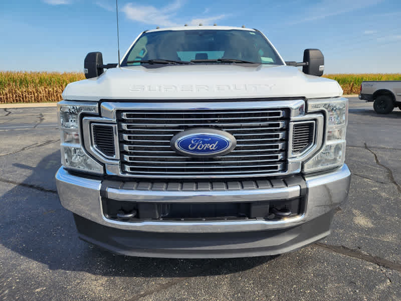 Used 2022 Ford F-350 Super Duty XLT with VIN 1FT8W3DT0NEF30079 for sale in Gilman, IL