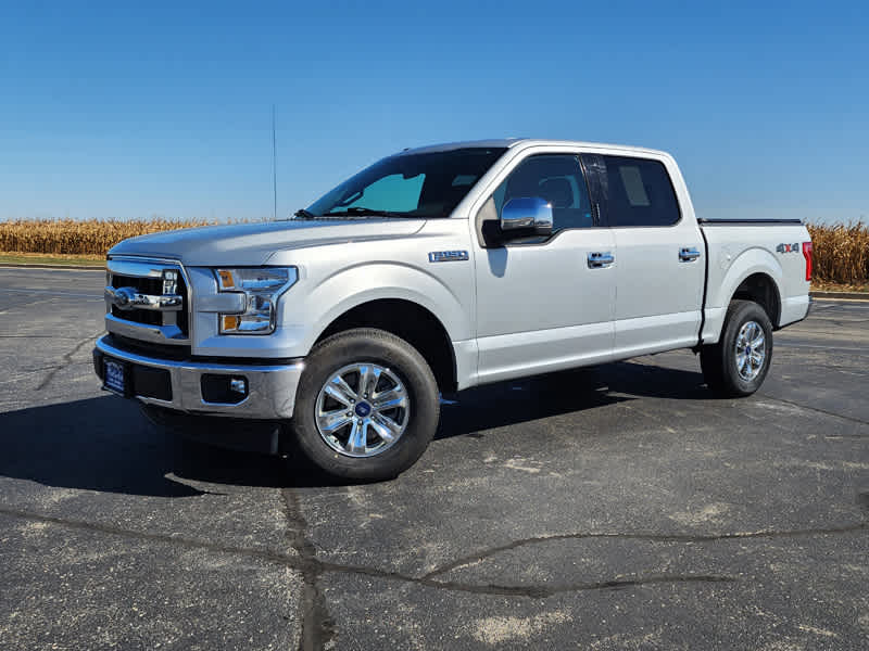 Used 2017 Ford F-150 XLT with VIN 1FTEW1EF8HKD00747 for sale in Gilman, IL