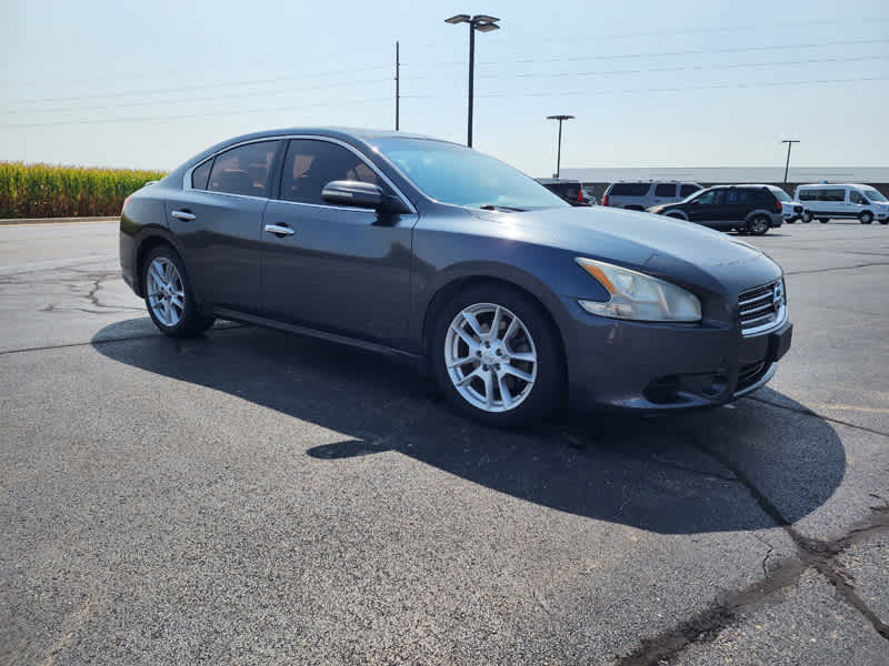 Used 2011 Nissan Maxima SV with VIN 1N4AA5APXBC847805 for sale in Gilman, IL