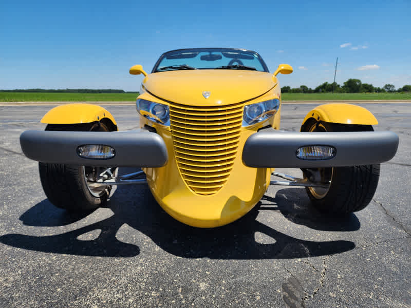 Used 1999 Plymouth Prowler Base with VIN 1P3EW65G0XV500928 for sale in Gilman, IL