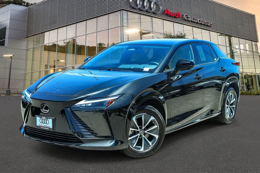 2023 Lexus RZ