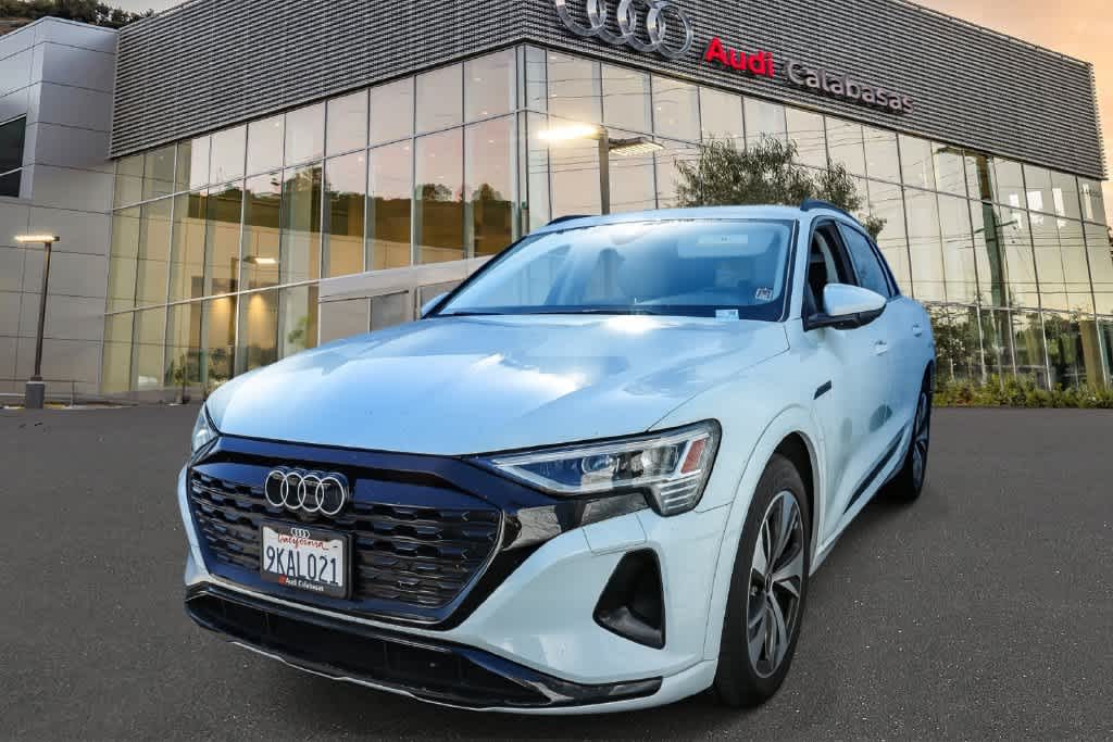 2024 Audi Q8 e-tron