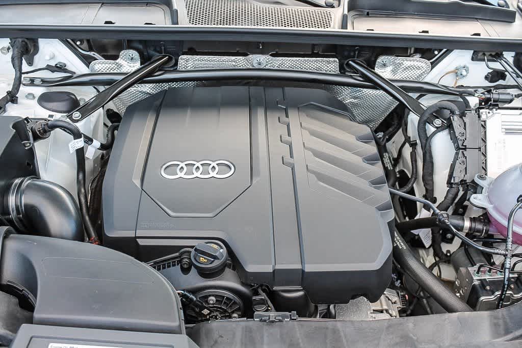 2024 Audi Q5 Premium 30