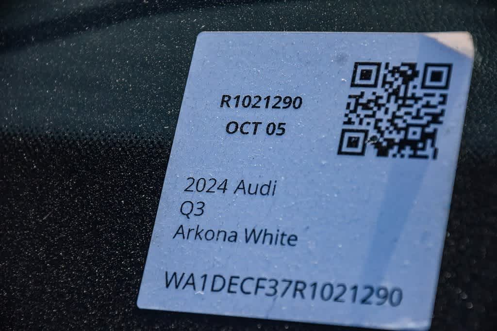 2024 Audi Q3 S line Premium 28