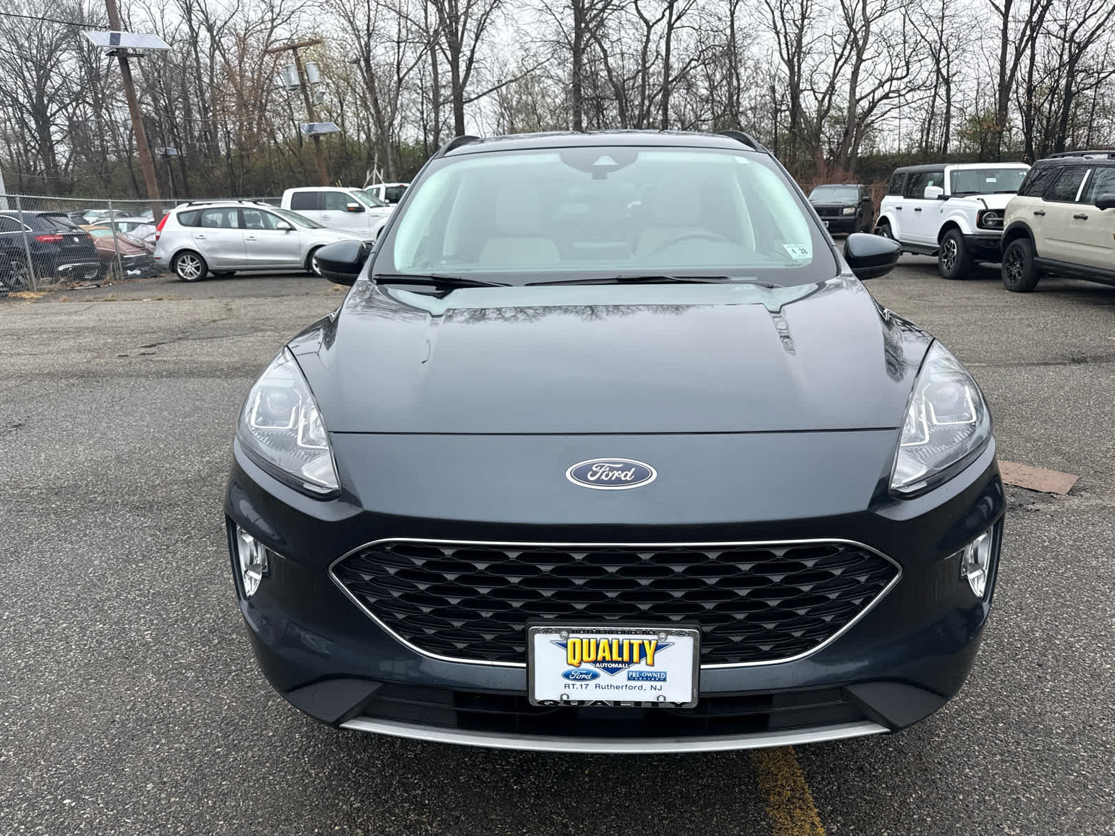 View vehicle photo 2