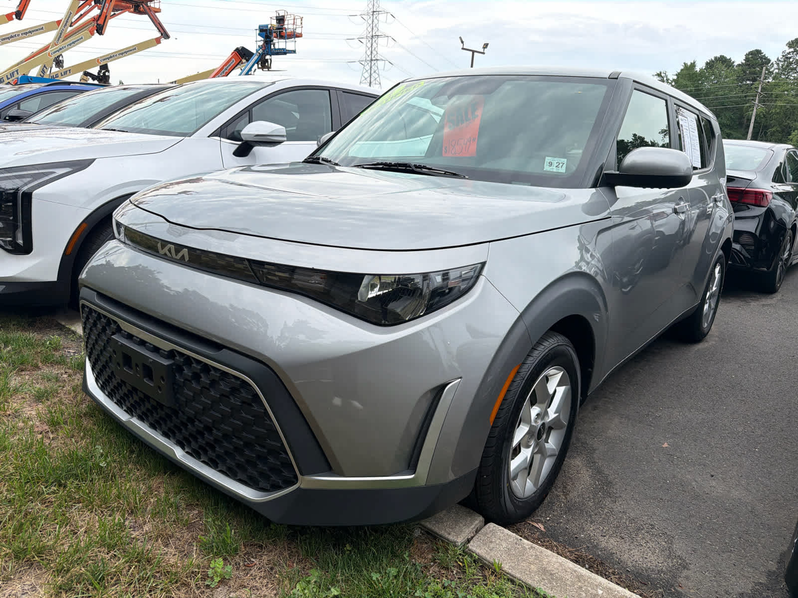 Steel Gray 2023 Kia Soul SUV / Crossover Front-Wheel Drive Continuously Variable Transmission