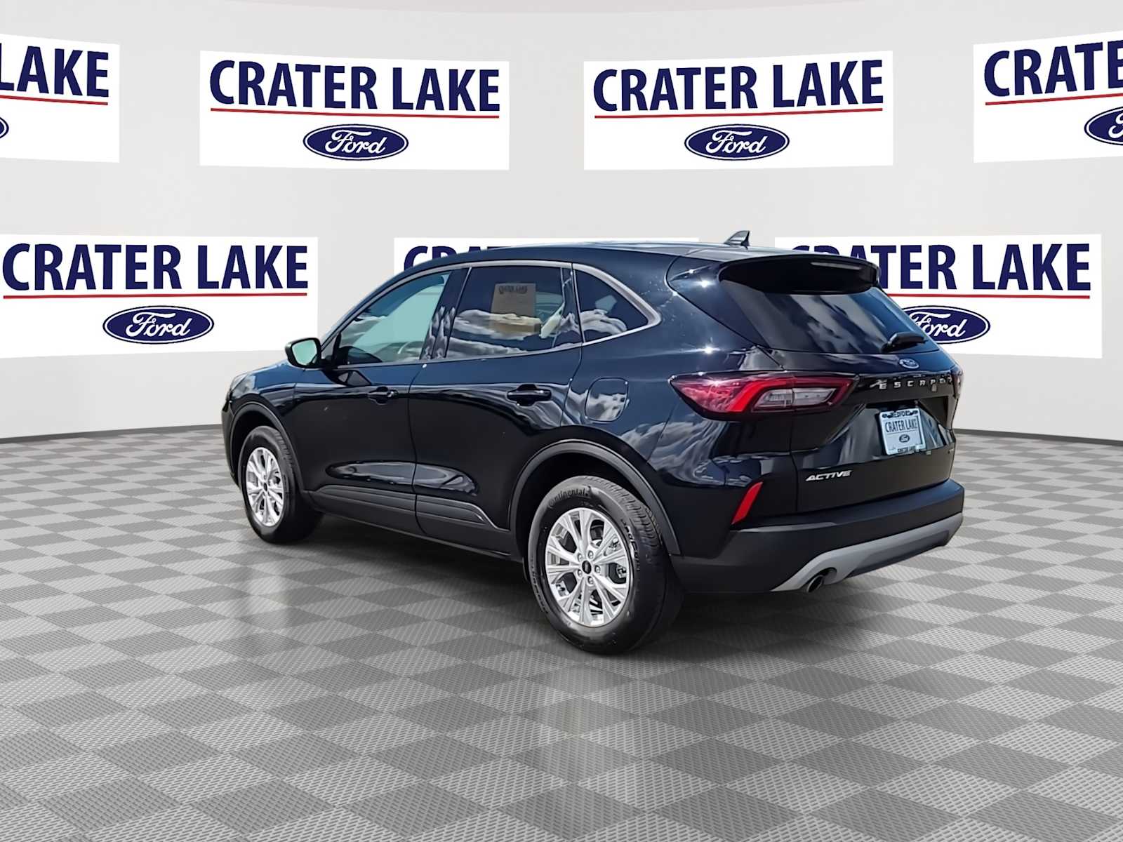 View vehicle photo 6