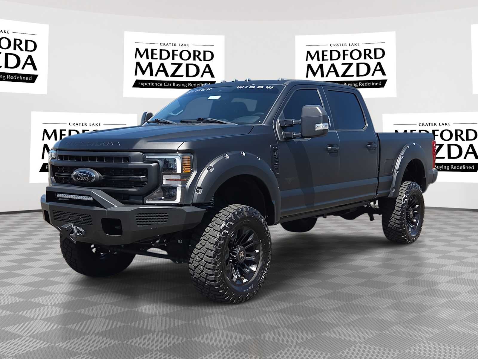 2022 Ford F-250 Super Duty Lariat Crew Cab 4WD