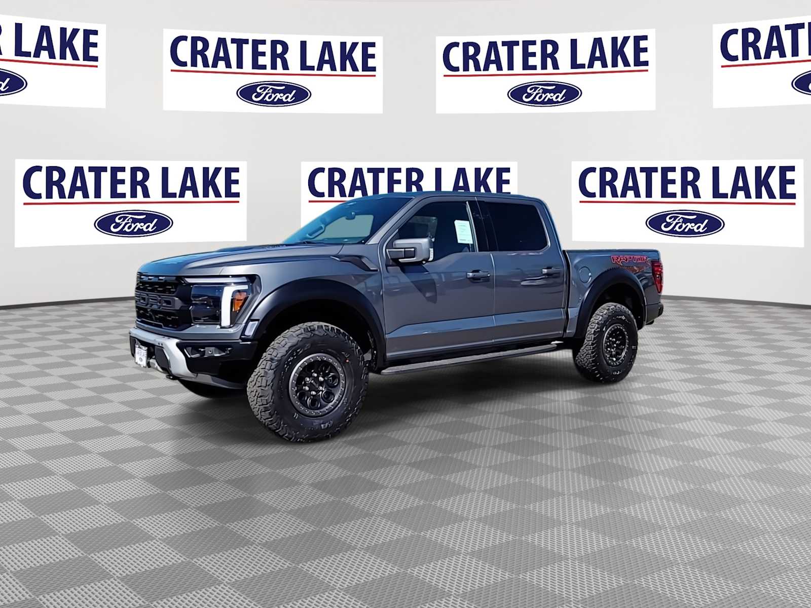 View vehicle photo 4