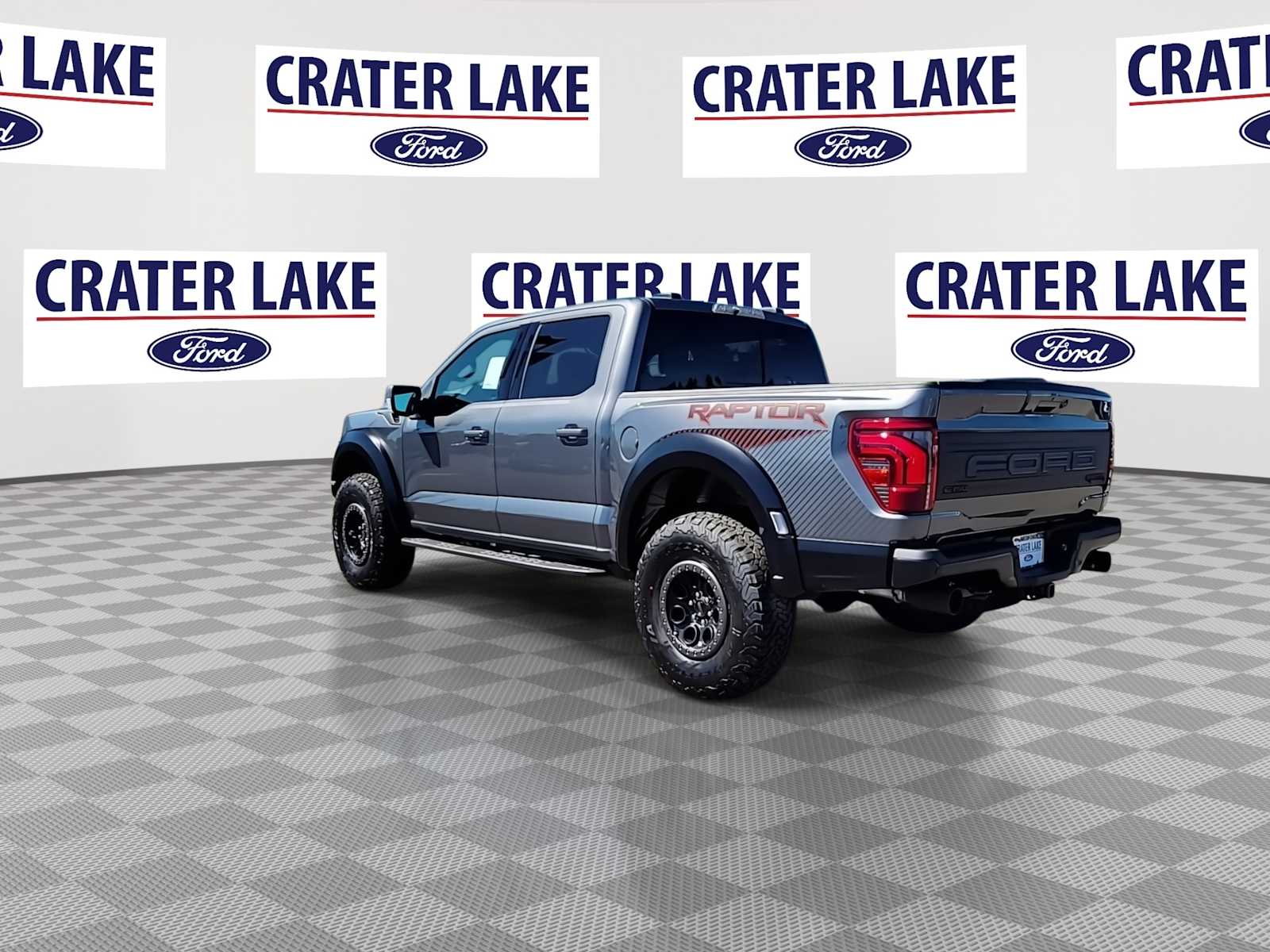 View vehicle photo 6