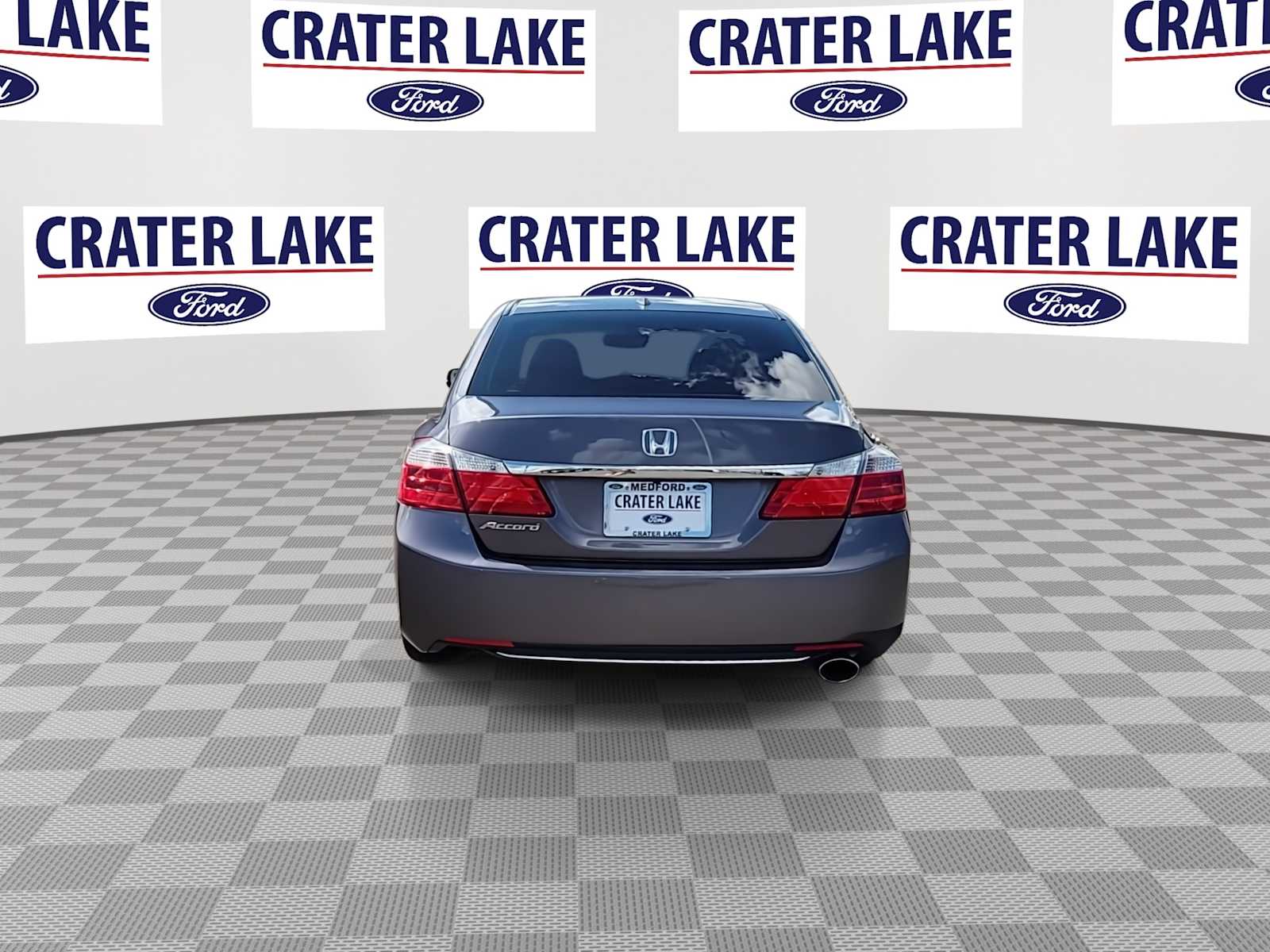 View vehicle photo 7