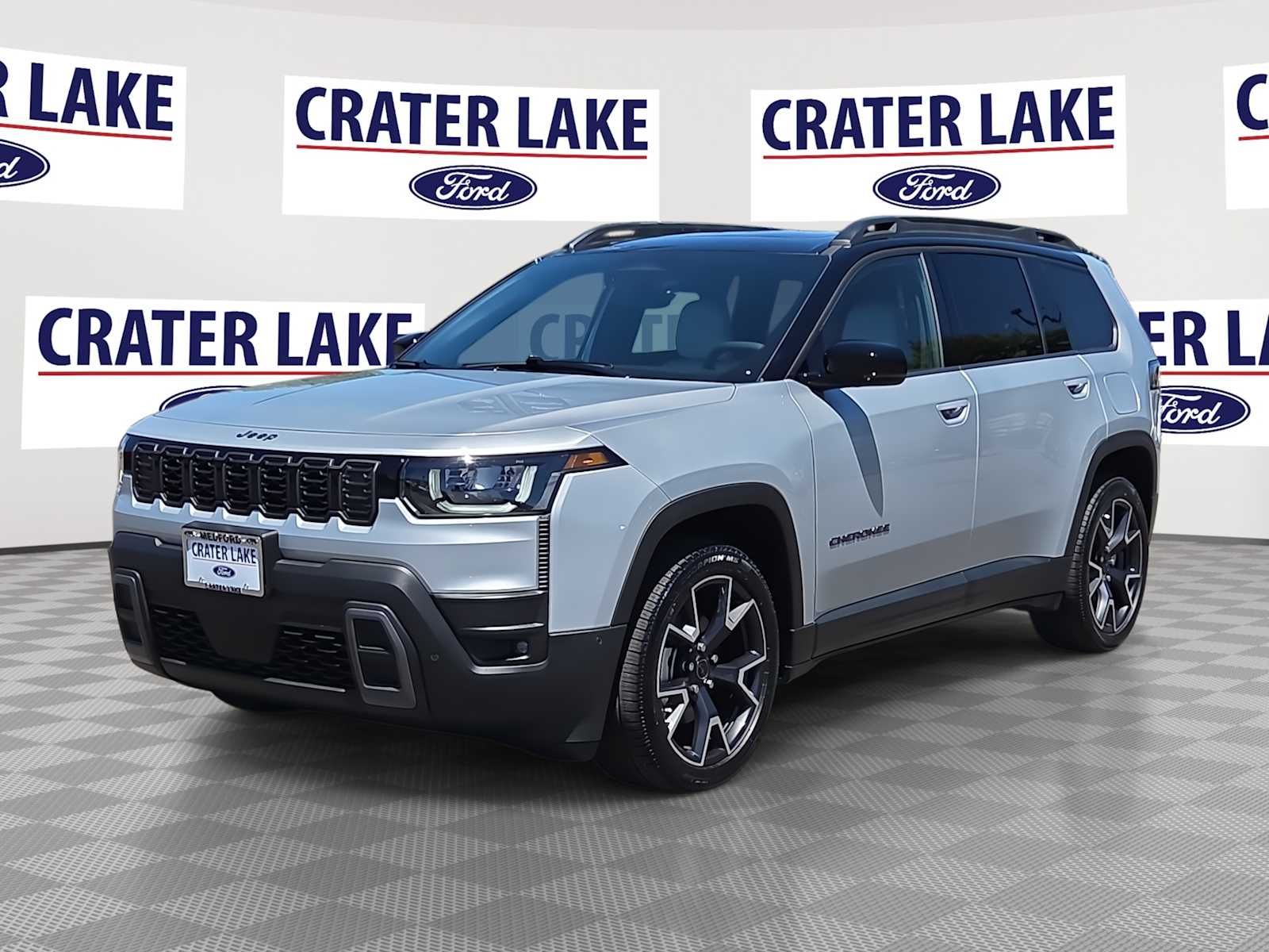 Silver Zynith Clearcoat 2026 Jeep Cherokee SUV / Crossover Four-Wheel Drive Continuously Variable Transmission