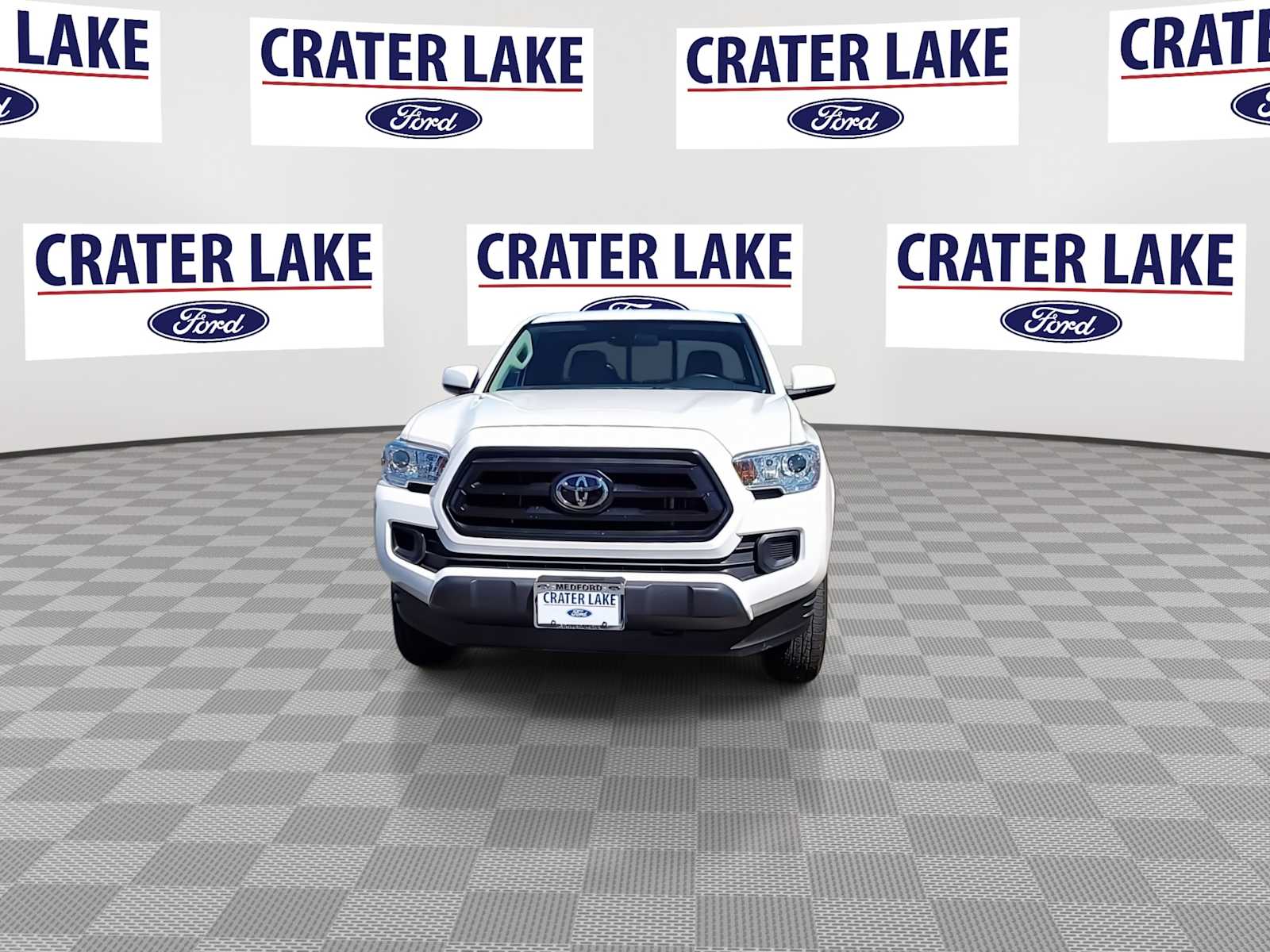 View vehicle photo 3