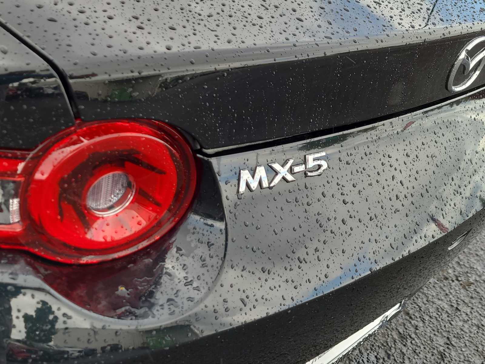 2024 Mazda MX-5 Miata Sport 15