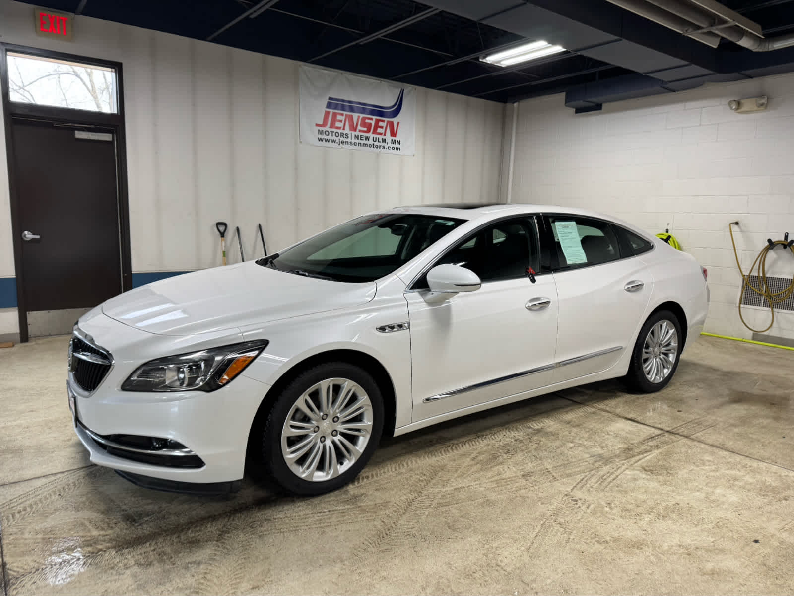 2018 Buick LaCrosse Essence FWD