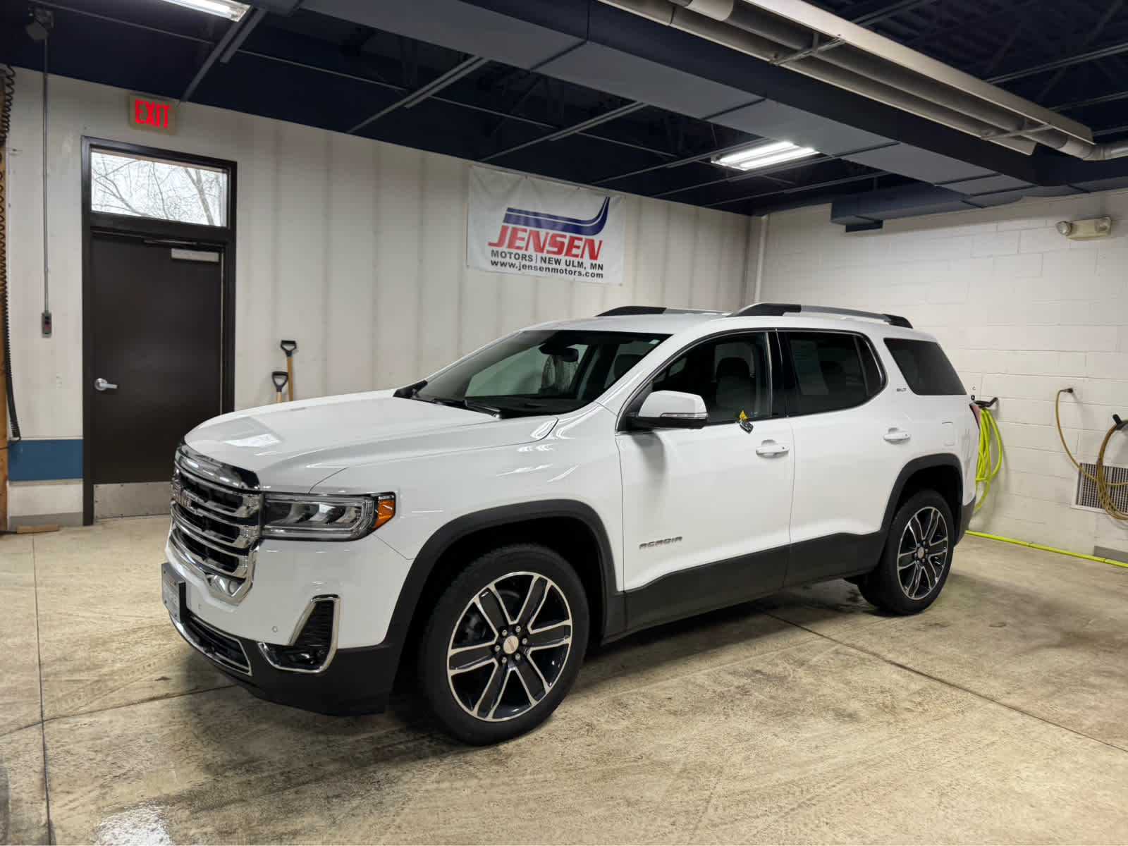 Summit White 2023 GMC Acadia SLT AWD SUV / Crossover Four-Wheel Drive 9-Speed Automatic