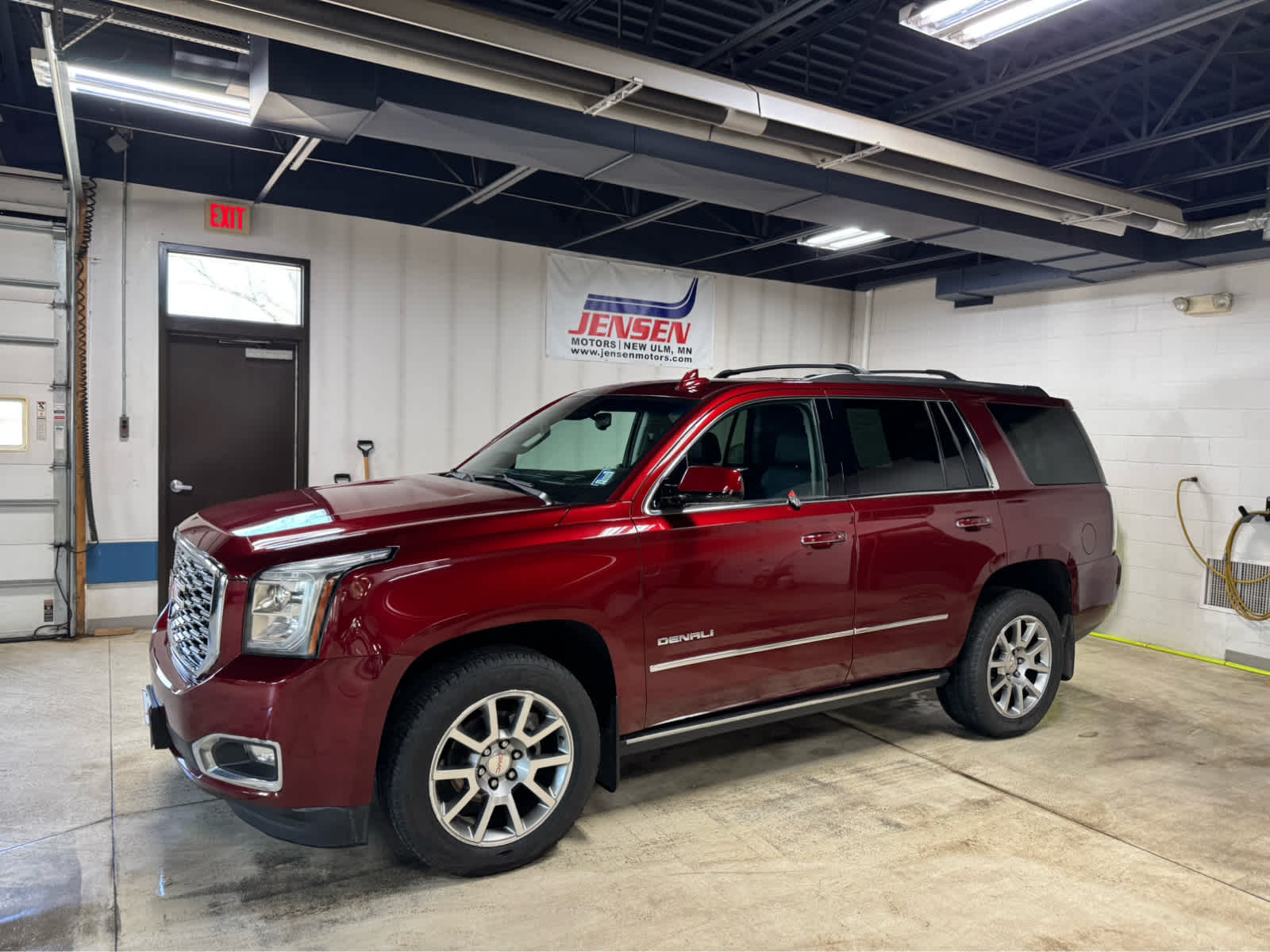 Crimson Red Tintcoat 2019 GMC Yukon Denali 4WD SUV / Crossover Four-Wheel Drive Automatic