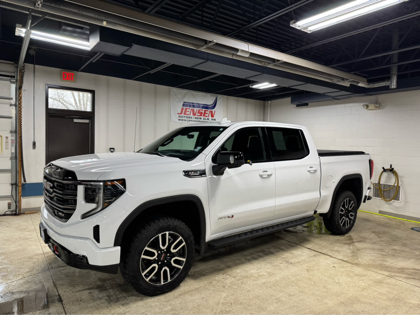 Summit White 2025 GMC Sierra 1500 AT4 Crew Cab 4WD Pickup Truck Four-Wheel Drive Automatic