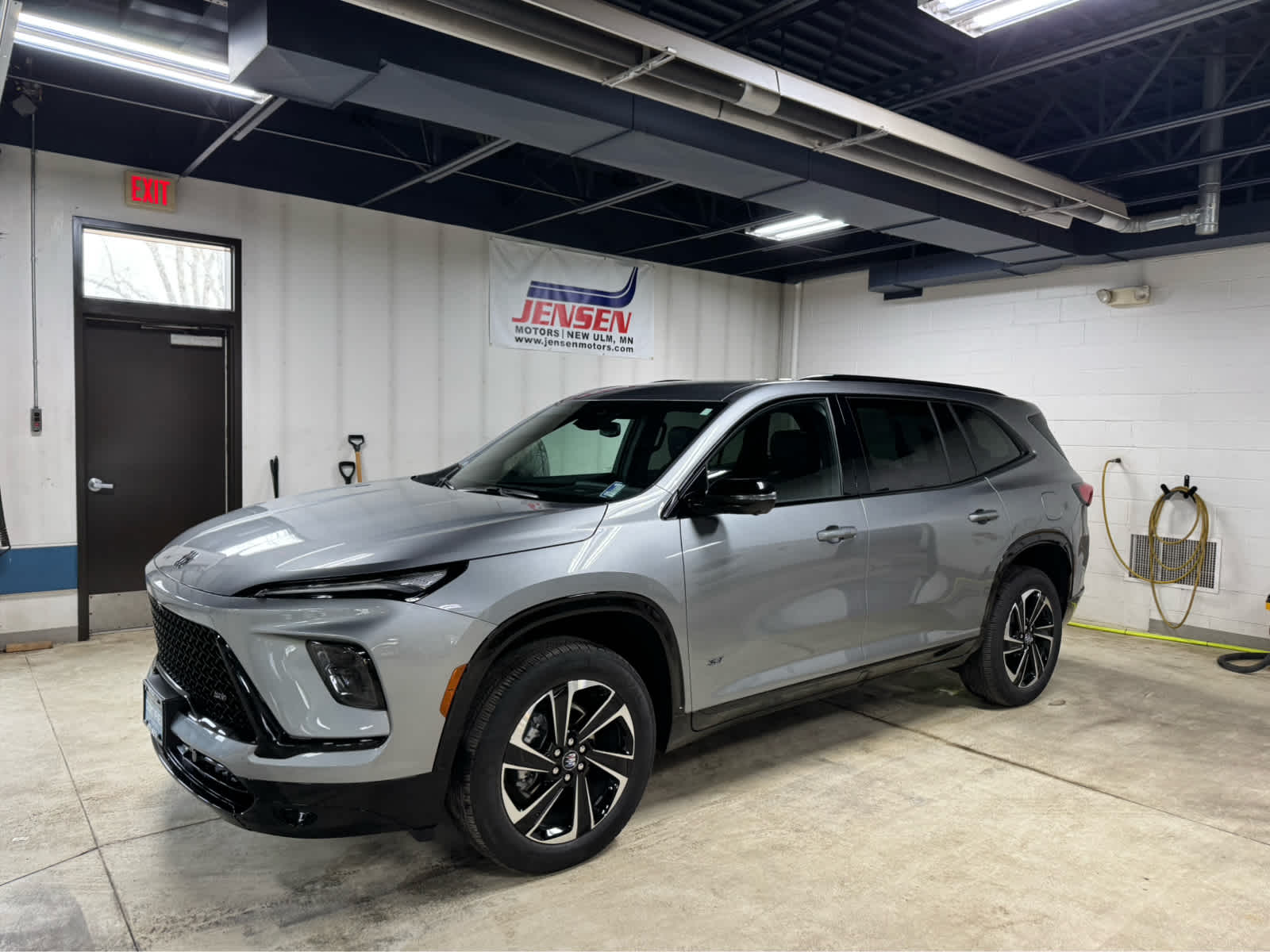 Moonstone Gray Metallic 2025 Buick Enclave Sport Touring AWD SUV / Crossover Four-Wheel Drive 8-Speed Automatic