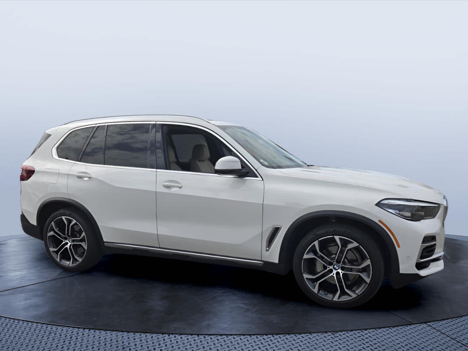 Alpine White 2022 BMW X5 SUV / Crossover Rear-Wheel Drive 8-Speed Automatic