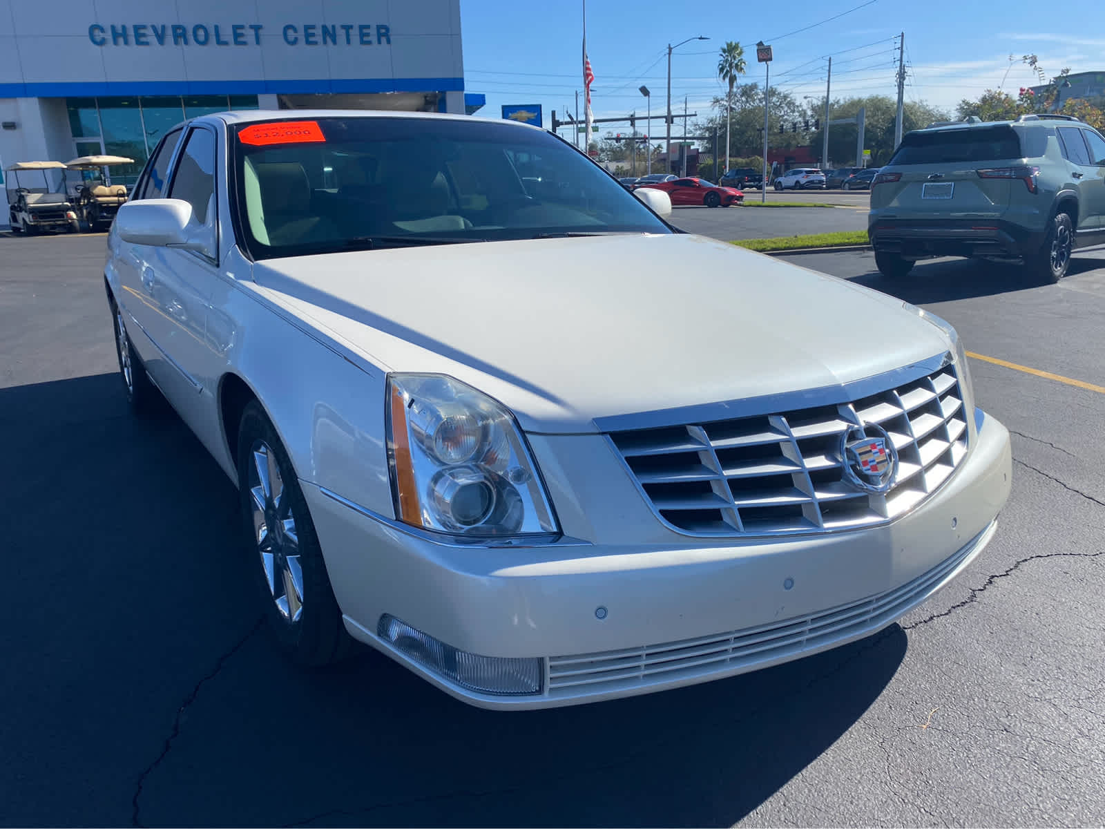 2011 Cadillac DTS Luxury Collection 2