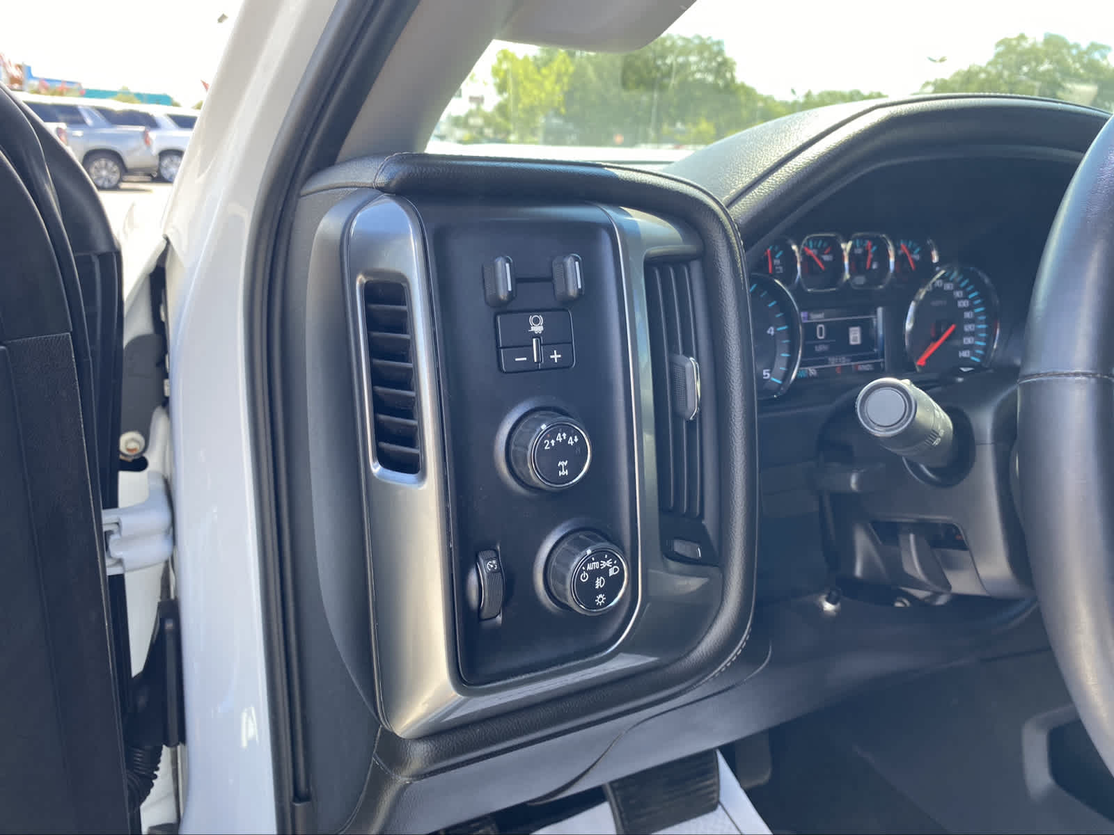 2018 Chevrolet Silverado 2500HD LTZ 4WD Crew Cab 153.7 18