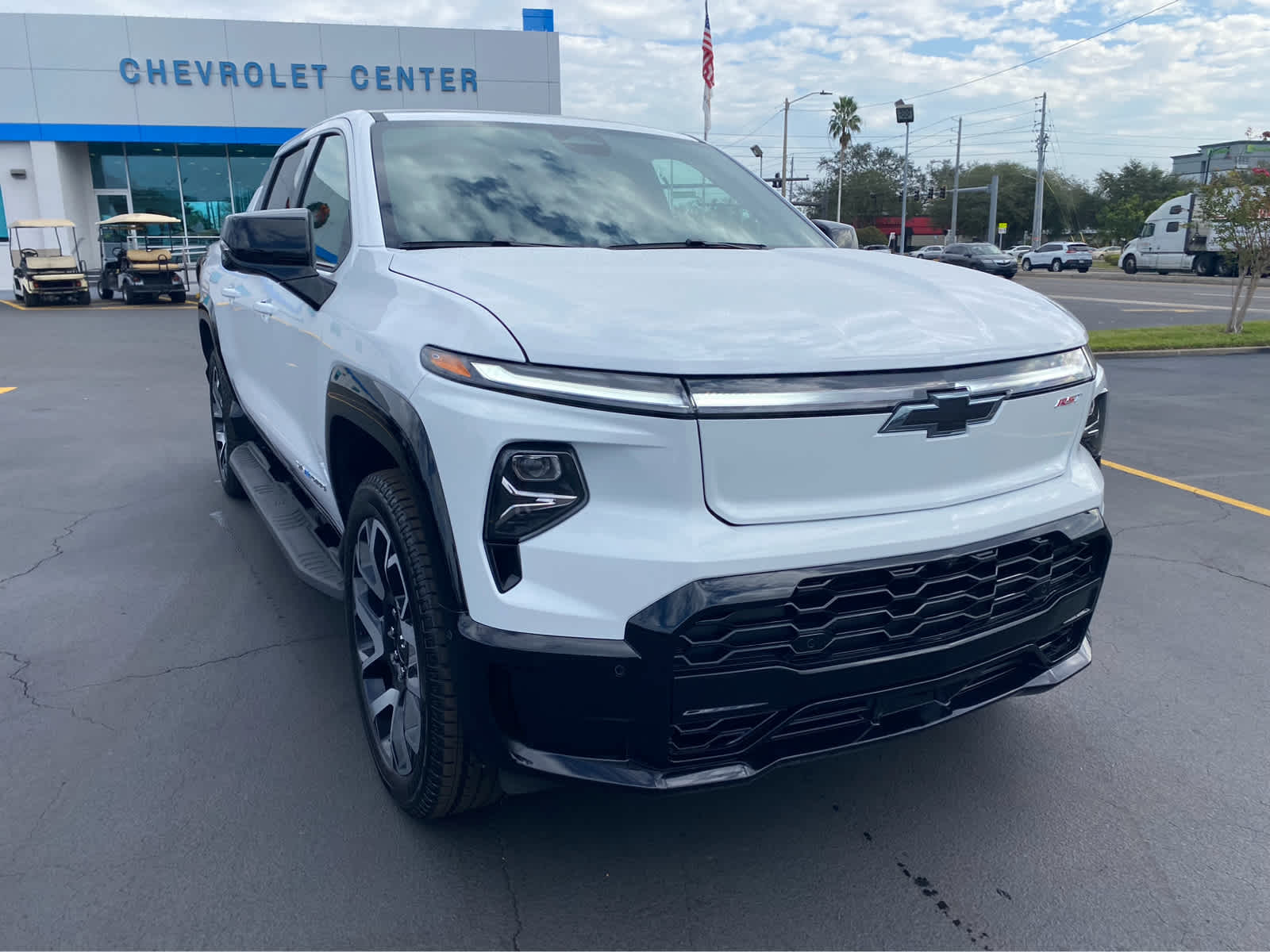 2025 Chevrolet Silverado EV RST e4WD Crew Cab Max Range 2