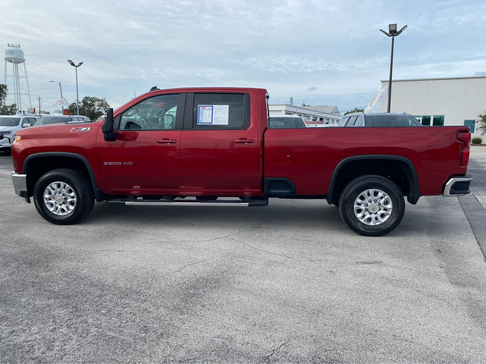 2022 Chevrolet Silverado 3500HD LT 4WD Crew Cab 172 5