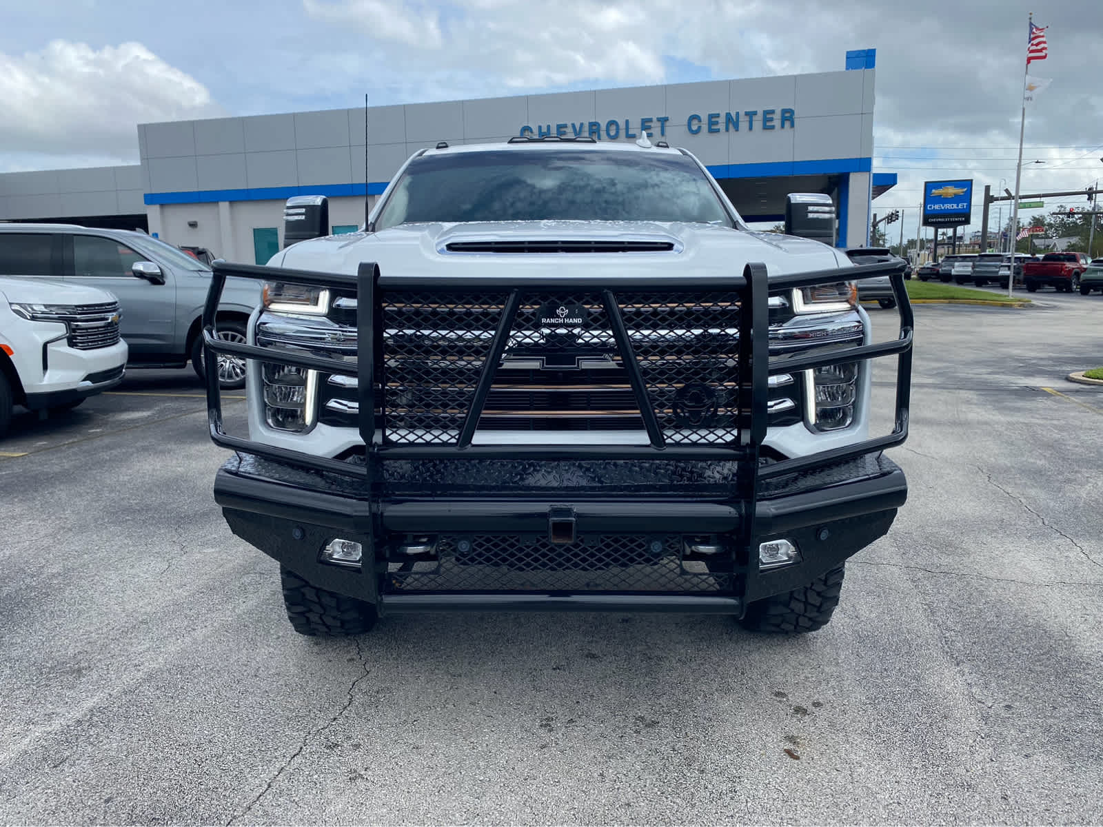 2022 Chevrolet Silverado 3500HD High Country 4WD Crew Cab 172 3