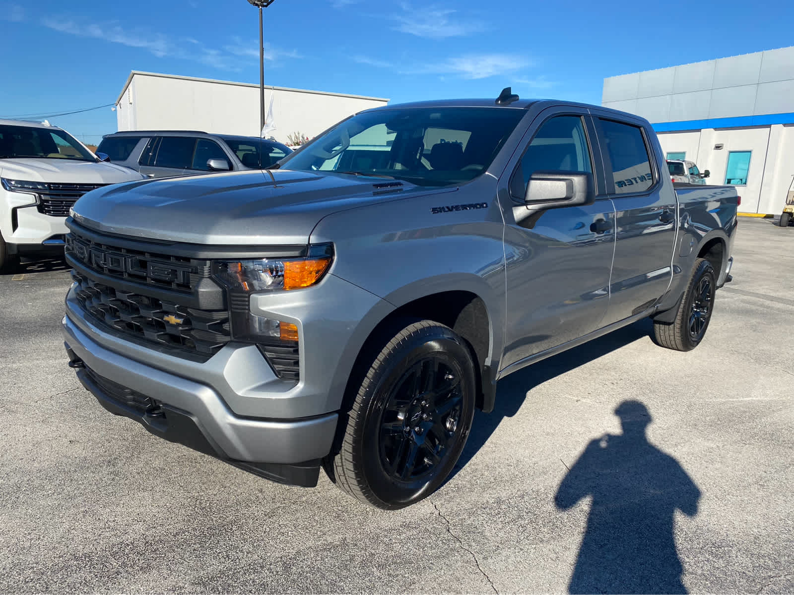 2025 Chevrolet Silverado 1500 Custom 2WD Crew Cab 147 4